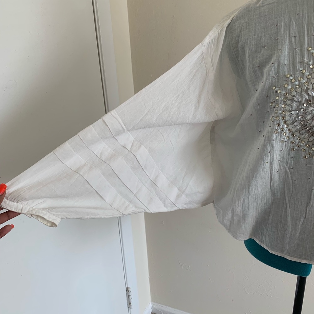 White batwing hand beaded top - Picture 3 of 9